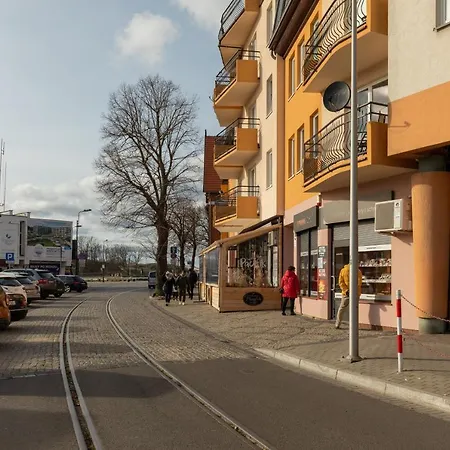 Port Towarowa *